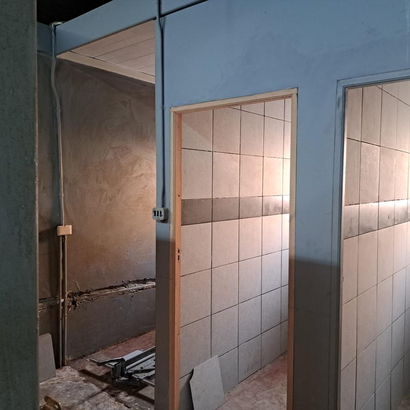 To Let commercial Property for Rent in Sidwell Eastern Cape